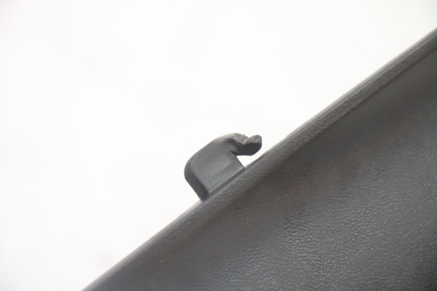 photo de PATA DE PIE IZQUIERDA SUZUKI BURGMAN 125 (2007 - 2014)