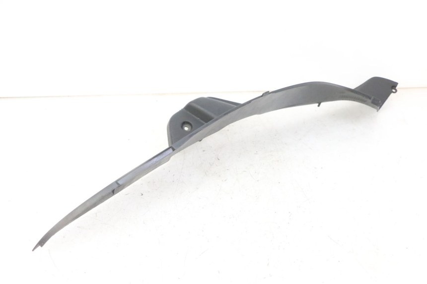 photo de TAPA REPOSAPIES IZQUIERDA PEUGEOT ELYSEO 125 (1999 - 2004)