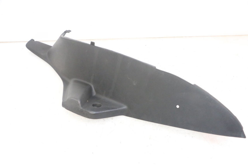 photo de TAPA REPOSAPIES IZQUIERDA PEUGEOT ELYSEO 125 (1999 - 2004)