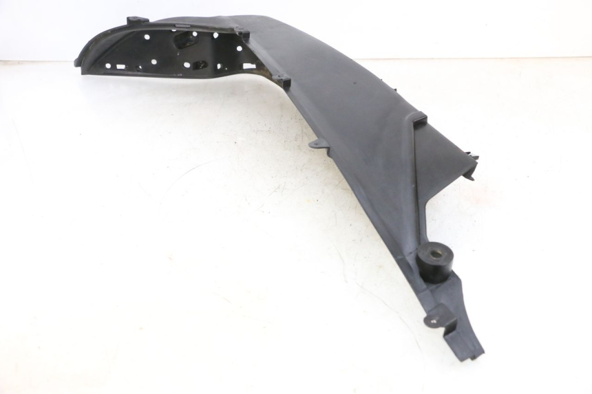 photo de TAPA REPOSAPIES IZQUIERDA JM MOTORS GTS 125 (2015 - 2019) - Zoom estado de uso