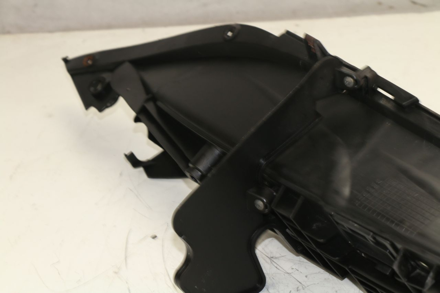 photo de TAPA REPOSAPIES IZQUIERDA HONDA FES S-WING SWING 125 (2007 - 2015)