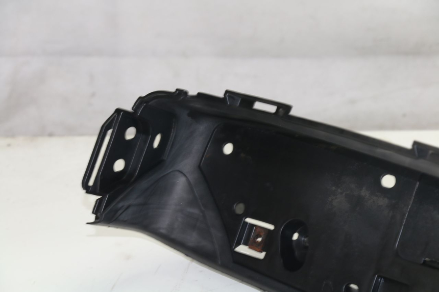 photo de TAPA REPOSAPIES IZQUIERDA HONDA FES S-WING SWING 125 (2007 - 2015)