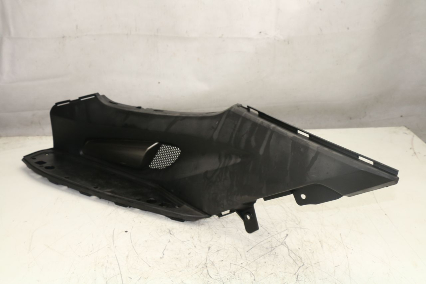 photo de TAPA REPOSAPIES IZQUIERDA KYMCO K-XCT 125 (2013 - 2017)