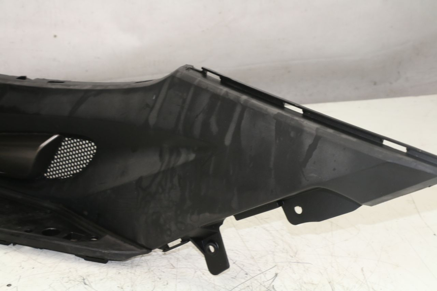 photo de TAPA REPOSAPIES IZQUIERDA KYMCO K-XCT 125 (2013 - 2017)