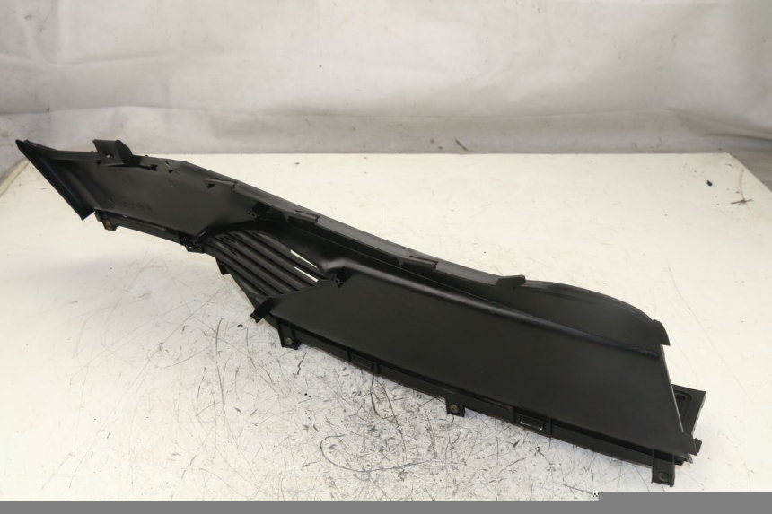 photo de TAPA REPOSAPIES IZQUIERDA KYMCO DINK STREET ABS 125 (2011 - 2018)