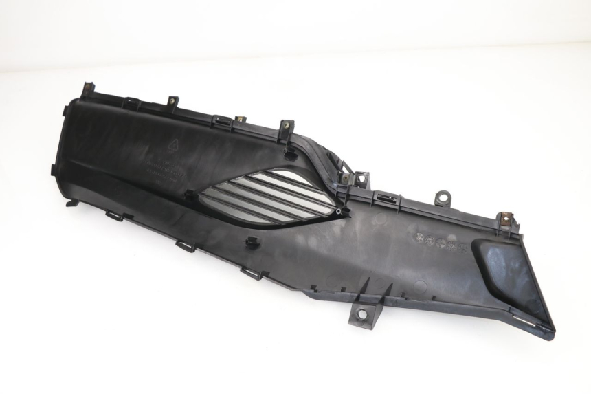 photo de TAPA REPOSAPIES IZQUIERDA KYMCO DINK STREET ABS 125 (2011 - 2018)