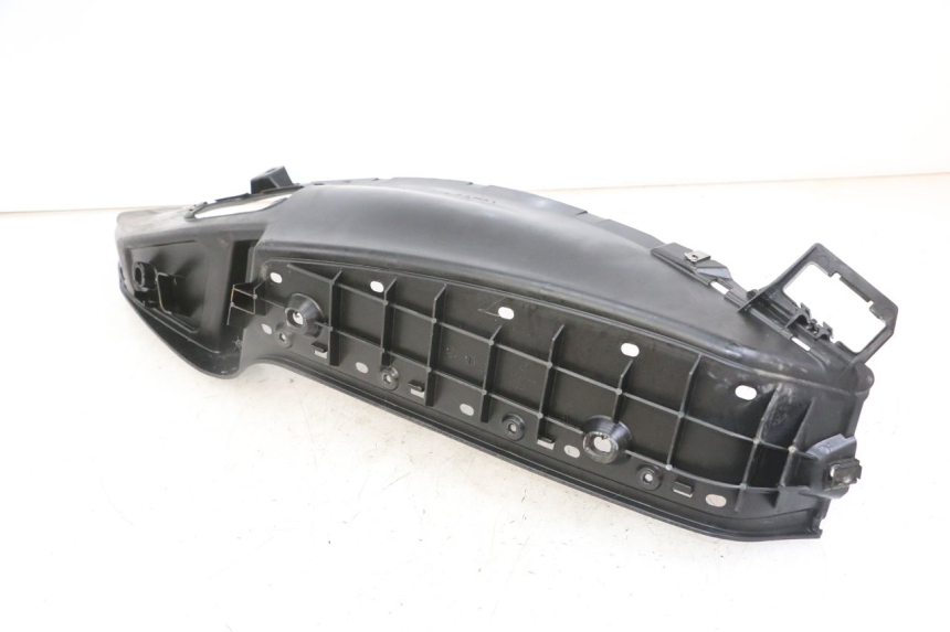 photo de TAPA REPOSAPIES IZQUIERDA PIAGGIO MP3 LT 300 (2010 - 2016)