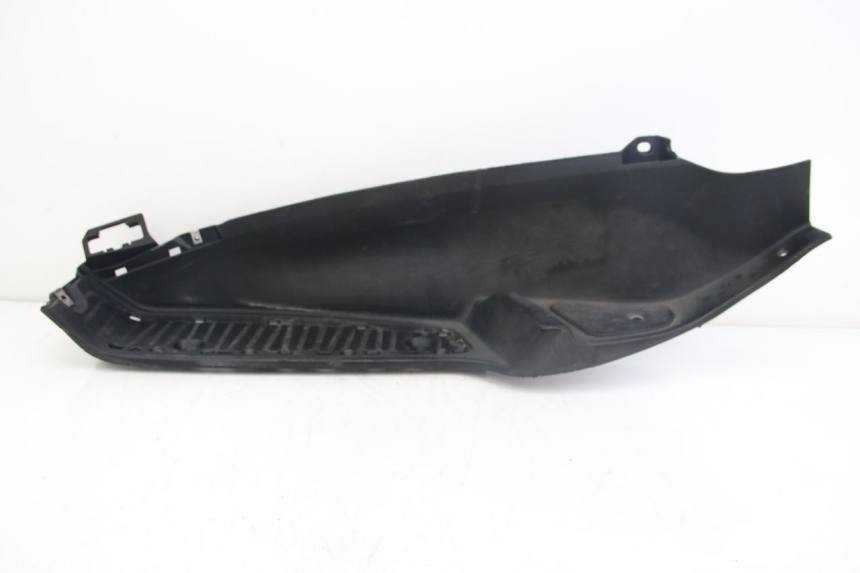 photo de PATA DE PIE IZQUIERDA PIAGGIO MP3 125 (2006 - 2014)