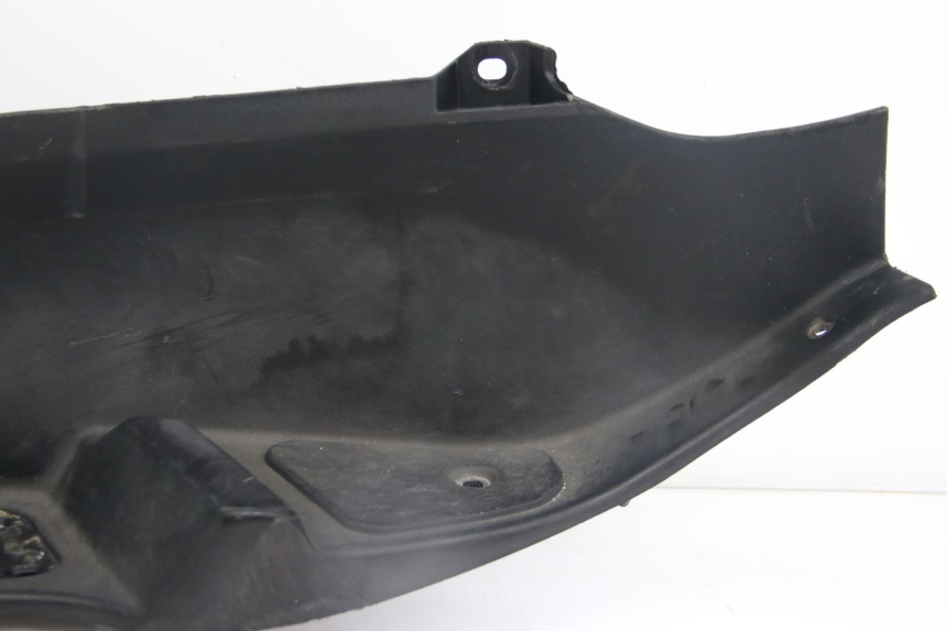 photo de PATA DE PIE IZQUIERDA PIAGGIO MP3 125 (2006 - 2014)