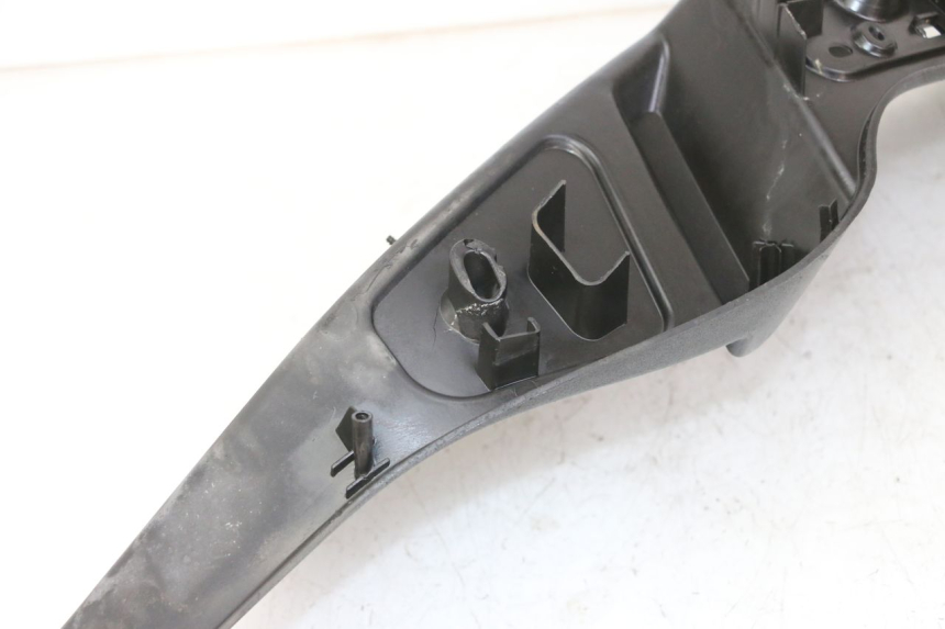 photo de PATA DE APOYO IZQUIERDA PIAGGIO MP3 500 (2011 - 2015)
