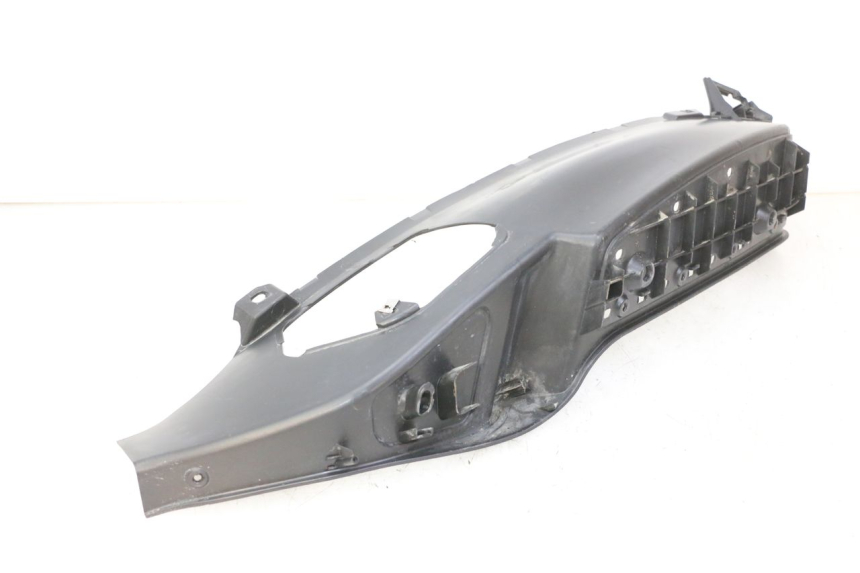 photo de TAPA REPOSAPIES IZQUIERDA PIAGGIO MP3 RL 250 (2007 - 2010)