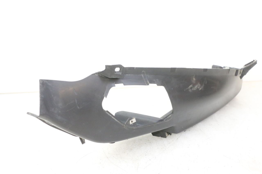 photo de TAPA REPOSAPIES IZQUIERDA PIAGGIO MP3 RL 250 (2007 - 2010)