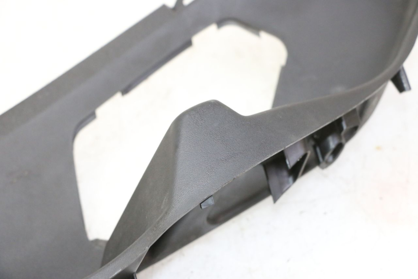 photo de TAPA REPOSAPIES IZQUIERDA PIAGGIO MP3 RL 250 (2007 - 2010)