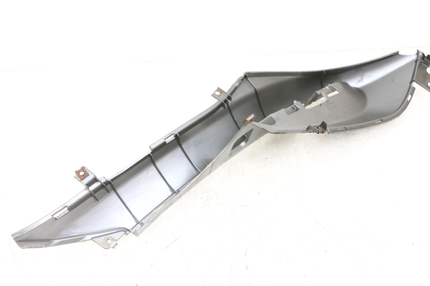 photo de TAPA REPOSAPIES IZQUIERDA YAMAHA NEO'S NEOS 2T 50 (2007 - 2017)