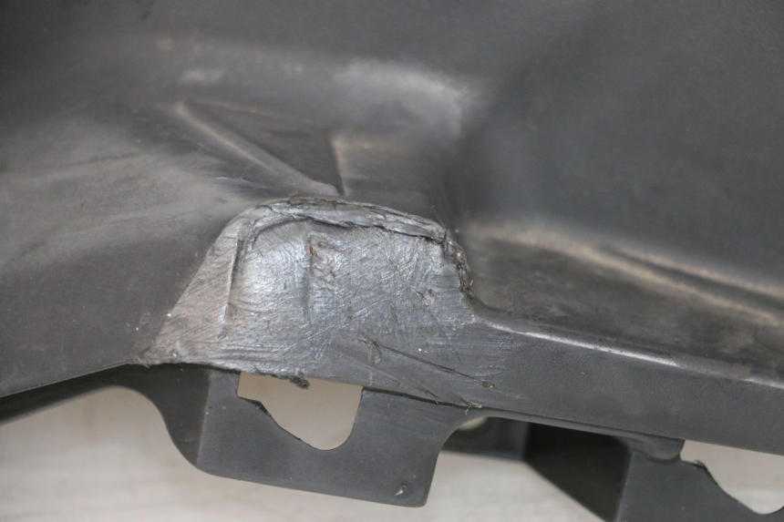 photo de TAPA REPOSAPIES IZQUIERDA SYM ORBIT III 3 4T 50 (2018 - 2021) - Foto de producto adicional