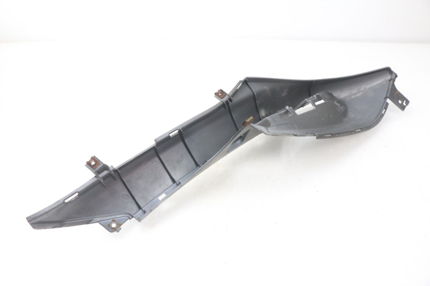 photo de TAPA REPOSAPIES IZQUIERDA MBK OVETTO 4T 50 (2008 - 2016)