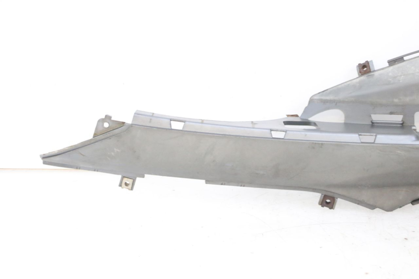 photo de TAPA REPOSAPIES IZQUIERDA MBK OVETTO 4T 50 (2008 - 2016)