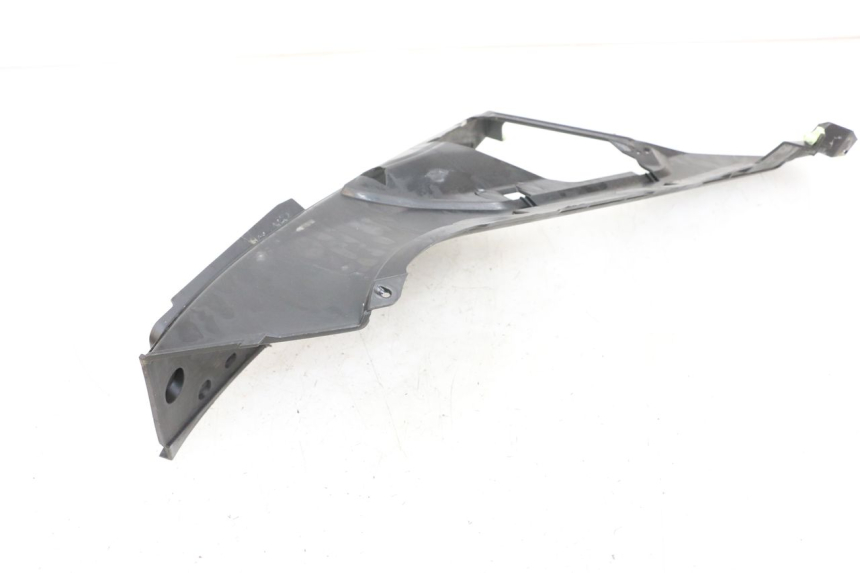 photo de TAPA REPOSAPIES IZQUIERDA PEUGEOT GEOPOLIS RS 125 (2007 - 2009)