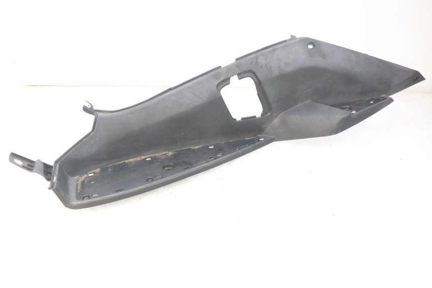 photo de PATA DE APOYO IZQUIERDA PEUGEOT SATELIS 125 (2006 - 2009)