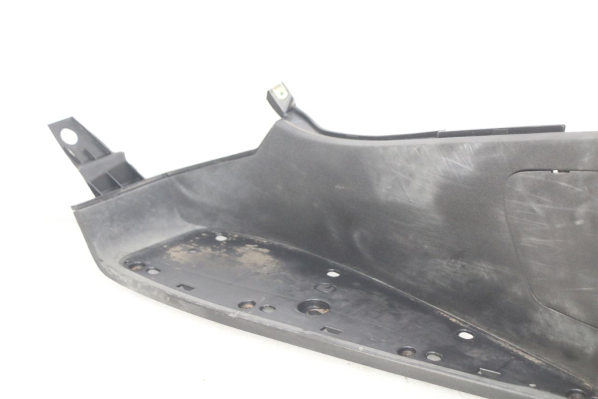 photo de PATA DE APOYO IZQUIERDA PEUGEOT SATELIS 125 (2010 - 2012)