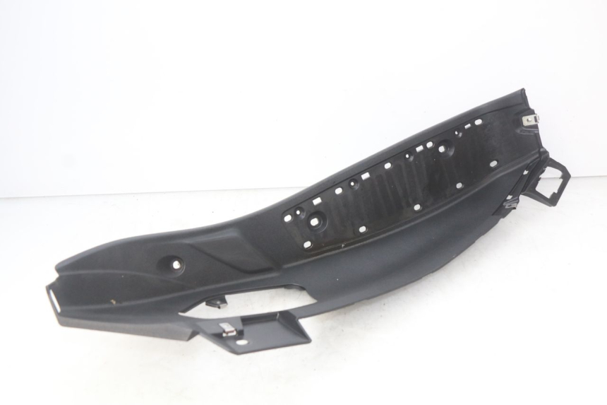 photo de PATA DE PIE IZQUIERDA PIAGGIO MP3 500 (2014 - 2016)