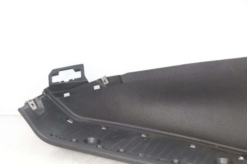 photo de PATA DE PIE IZQUIERDA PIAGGIO MP3 500 (2014 - 2016)