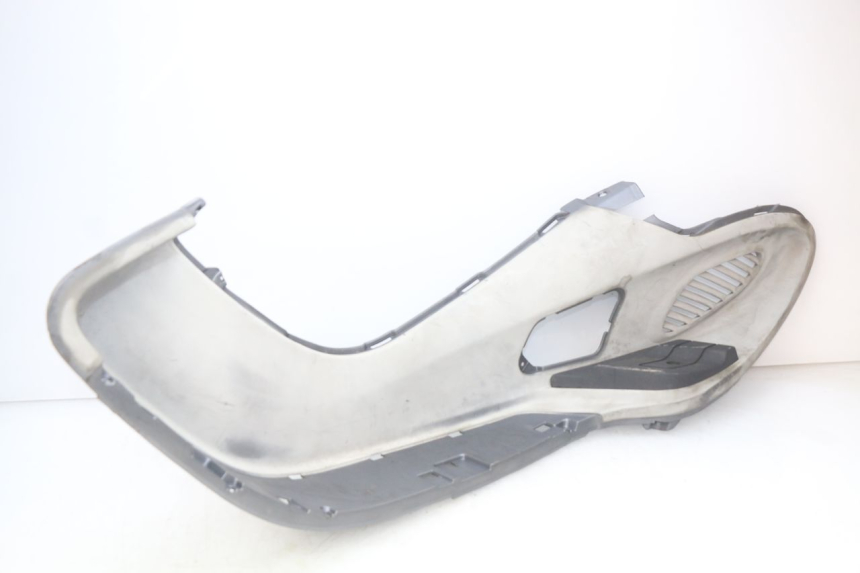 photo de PATA DE PIE IZQUIERDA PIAGGIO X9 EVOLUTION 250 (2003 - 2007)