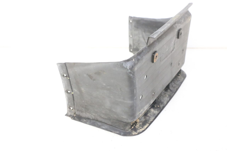 photo de TAPA REPOSAPIES IZQUIERDA HYTRACK S 150 (2003 - 2011)