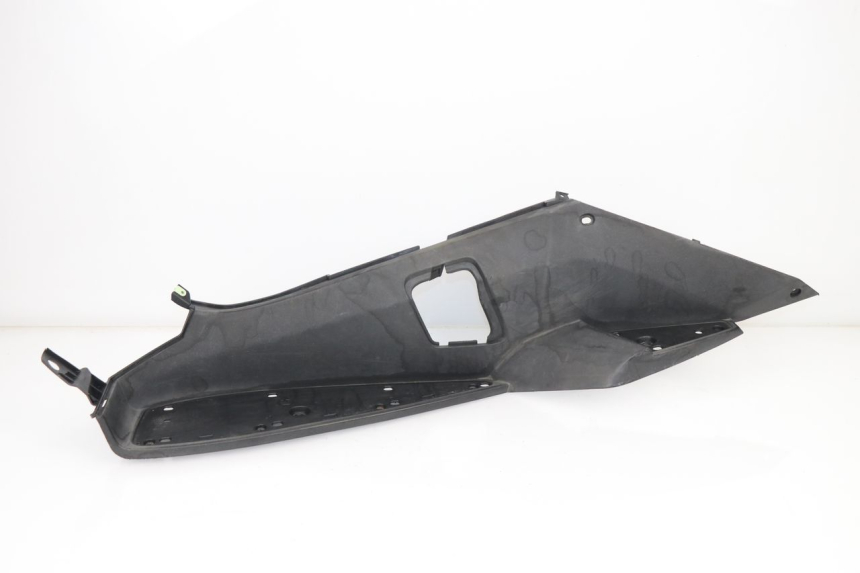 photo de PATA DE APOYO IZQUIERDA PEUGEOT SATELIS COMPRESSOR K15 125 (2006 - 2009)