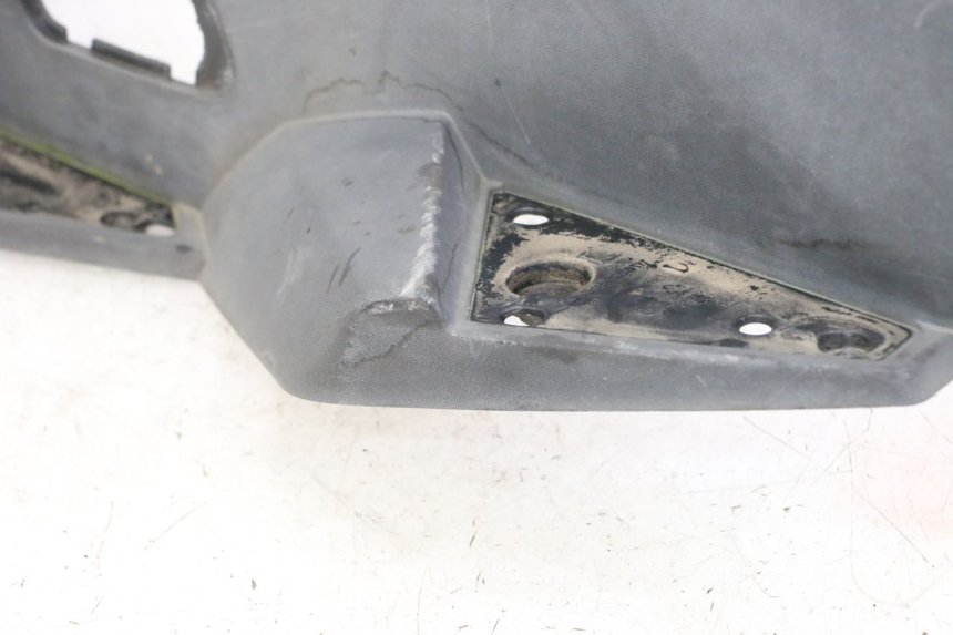 photo de TAPA REPOSAPIES IZQUIERDA PEUGEOT SATELIS 250 (2006 - 2012)