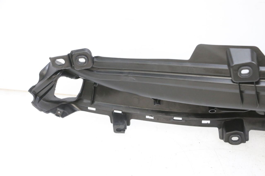 photo de TAPA REPOSAPIES IZQUIERDA YAMAHA TRICITY 300 (2020 - 2024) - Recambio usado revisado