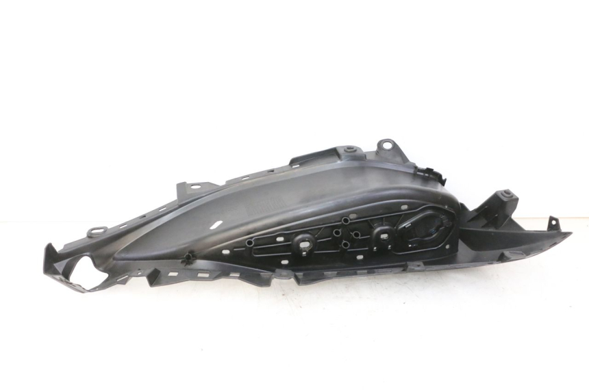 photo de TAPA REPOSAPIES IZQUIERDA YAMAHA XMAX X-MAX 125 (2021 - 2025)