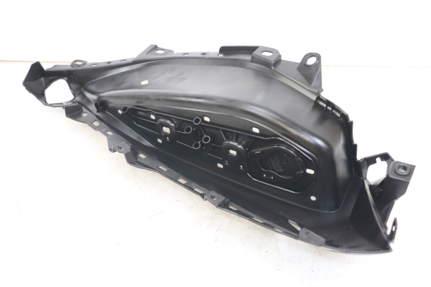 photo de PATA DE APOYO IZQUIERDA YAMAHA XMAX X-MAX ABS 125 (2017 - 2020)