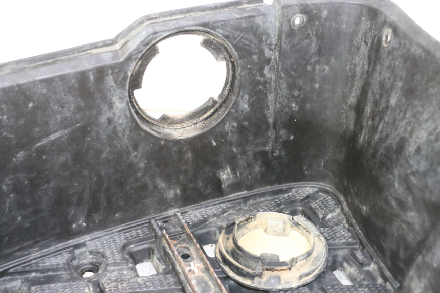 photo de TAPA REPOSAPIES IZQUIERDA YAMAHA YFM GRIZZLY 550 (2008 - 2015)