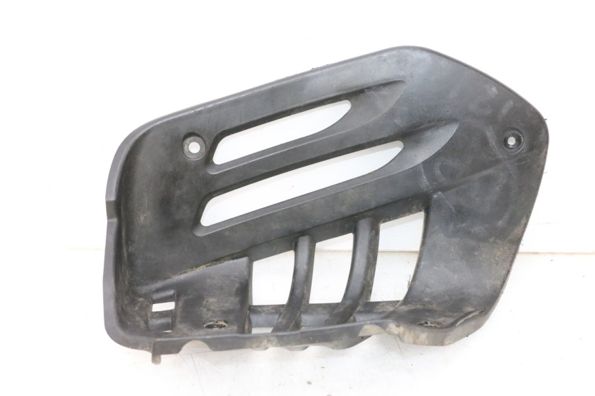 photo de TAPA REPOSAPIES IZQUIERDA YAMAHA YFM R RAPTOR 250 (2008 - 2014) - Detalle de la pieza