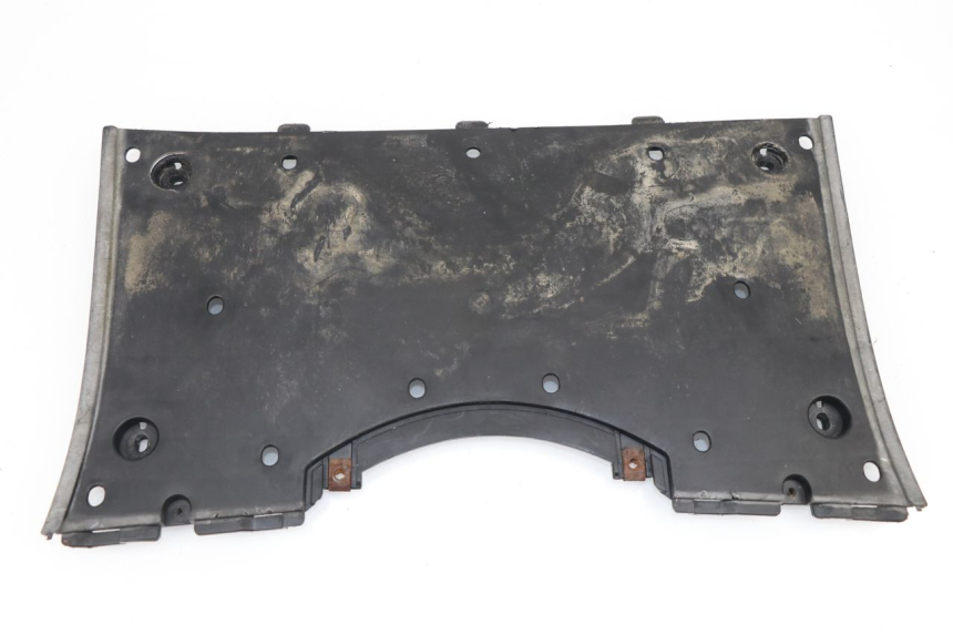 photo de TAPA REPOSAPIES KYMCO GRAND DINK 125 (2002 - 2007)