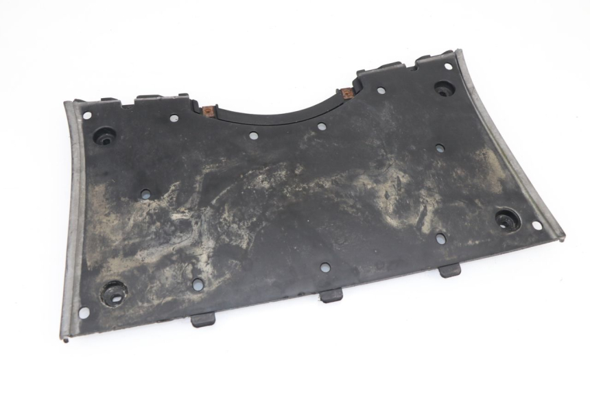 photo de TAPA REPOSAPIES KYMCO GRAND DINK 125 (2002 - 2007)