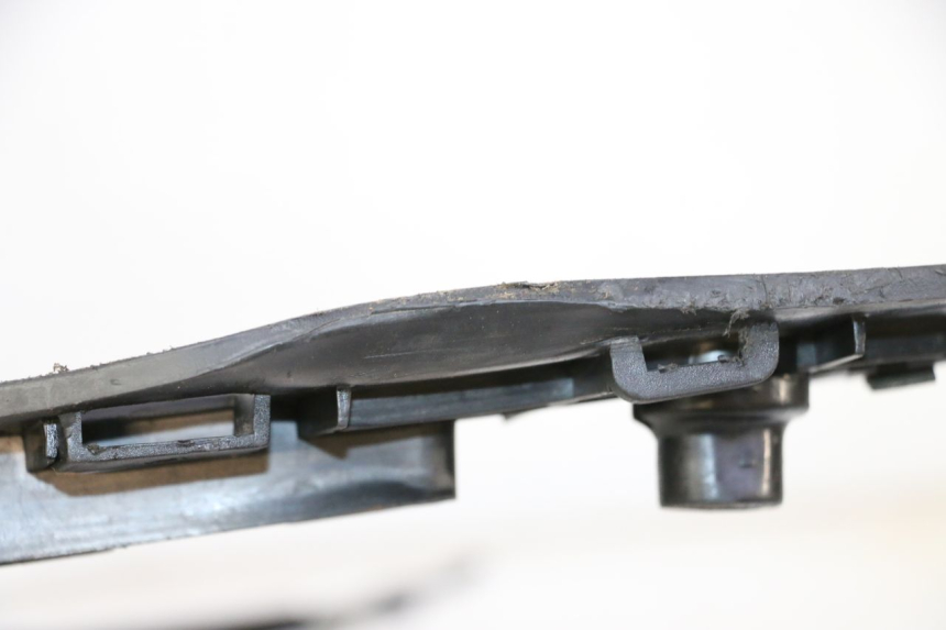 photo de TAPA REPOSAPIES DAELIM HISTORY 125 (2001 - 2002)