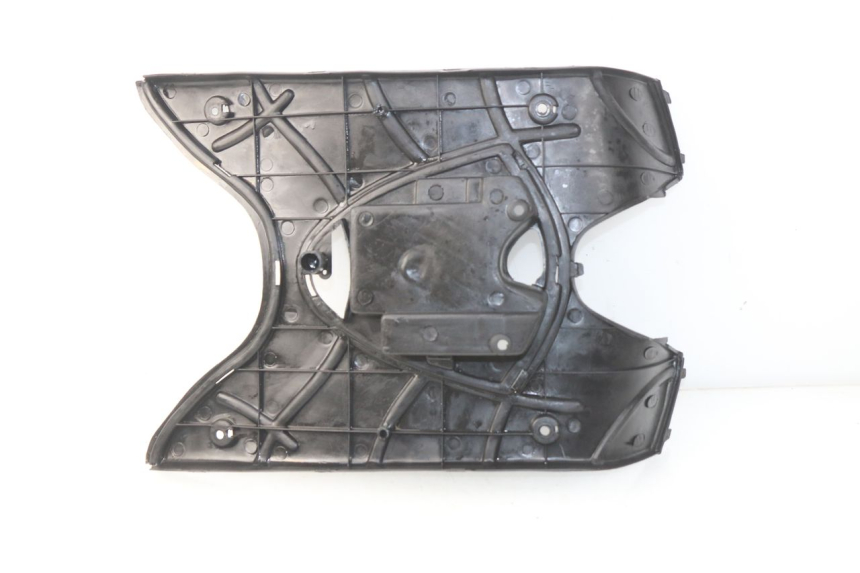 photo de TAPA REPOSAPIES KEEWAY HURRICANE 50 (2006 - 2019)
