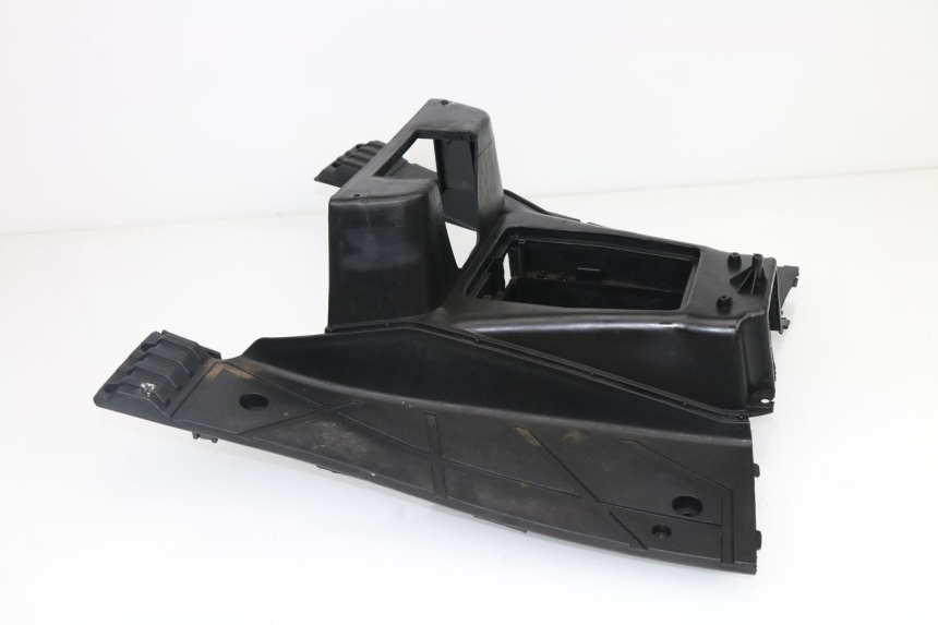 photo de TAPA REPOSAPIES ZNEN JET R 50 (2012 - 2018)
