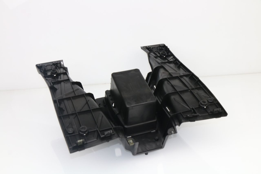 photo de TAPA REPOSAPIES ZNEN JET R 50 (2012 - 2018)