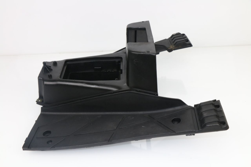 photo de TAPA REPOSAPIES ZNEN JET R 50 (2012 - 2018)