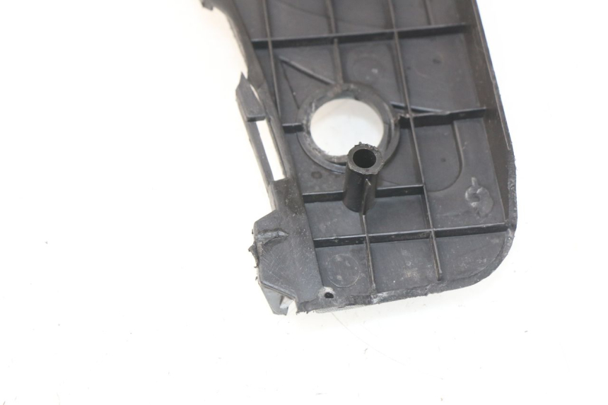 photo de TAPA REPOSAPIES KEEWAY PIXEL 50 (2008 - 2011)