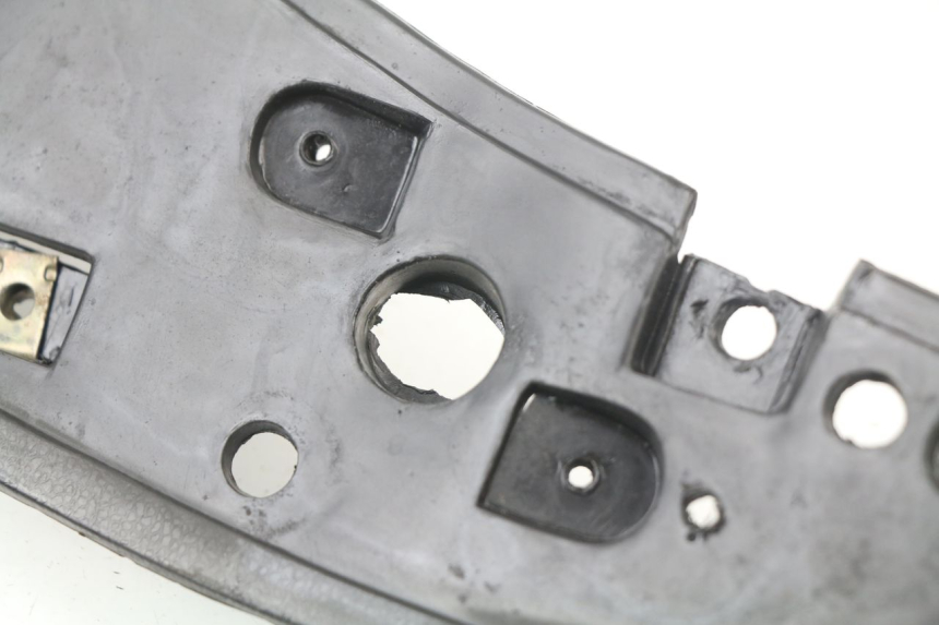 photo de TAPA REPOSAPIES KINROAD XT T-8 125 (2006 - 2006)