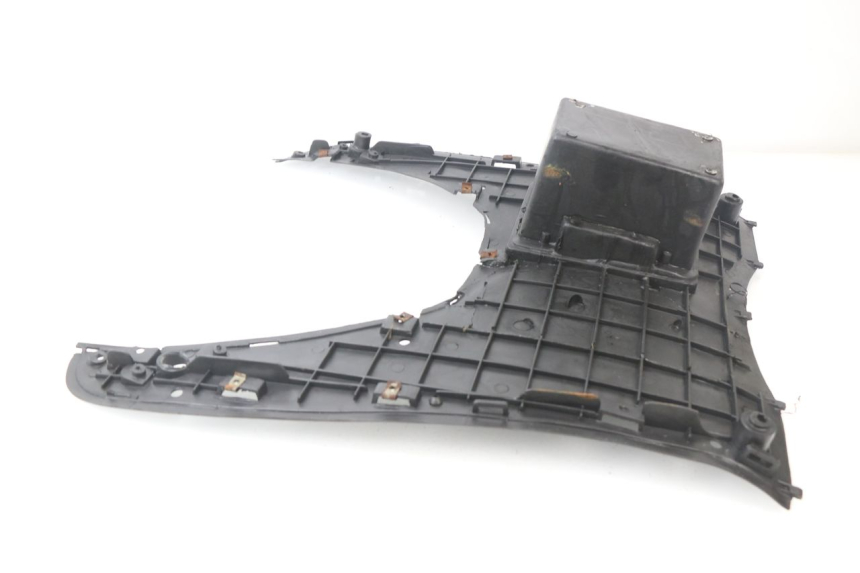 photo de TAPA REPOSAPIES KINROAD XT T-8 125 (2006 - 2006)