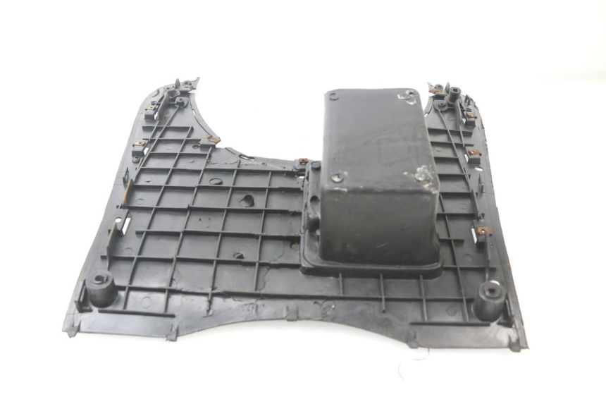 photo de TAPA REPOSAPIES KINROAD XT T-8 125 (2006 - 2006)