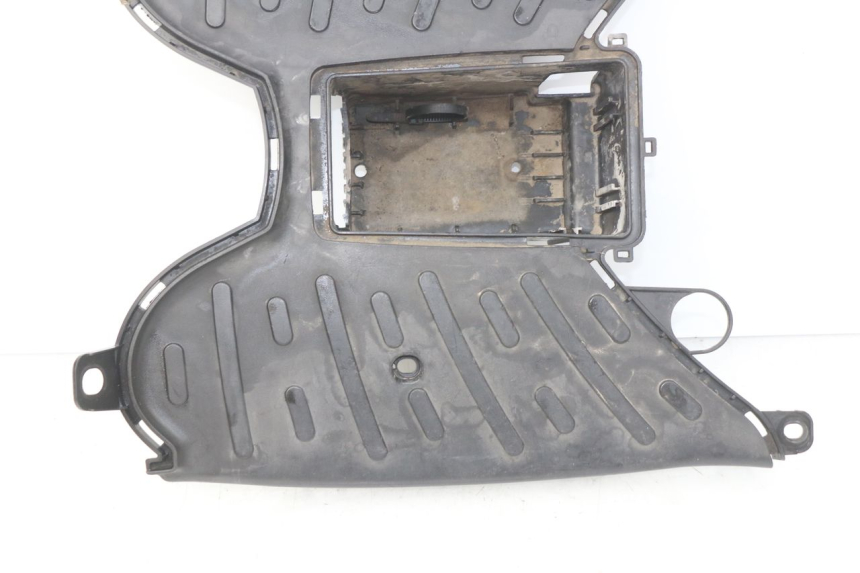 photo de TAPA REPOSAPIES PEUGEOT KISBEE 2T 50 (2010 - 2017)