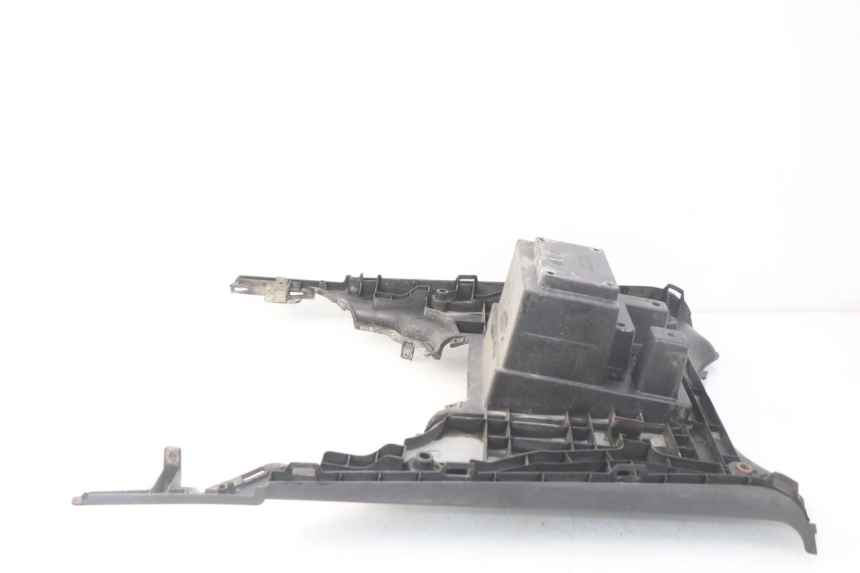 photo de TAPA REPOSAPIES KYMCO LIKE 4T 50 (2009 - 2018)