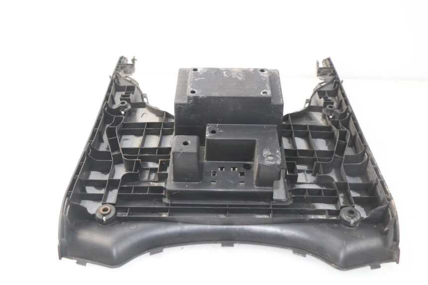 photo de TAPA REPOSAPIES KYMCO LIKE 4T 50 (2009 - 2018)