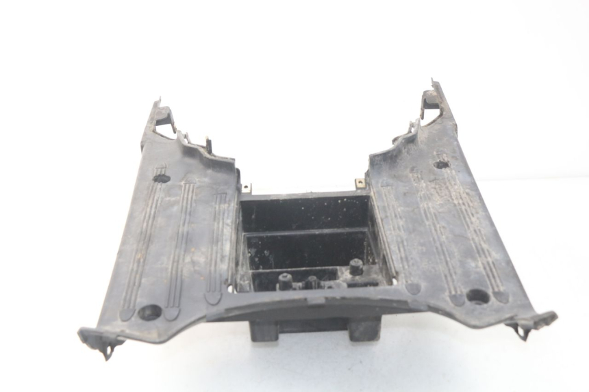 photo de TAPA REPOSAPIES KYMCO LIKE 2T 50 (2009 - 2018)